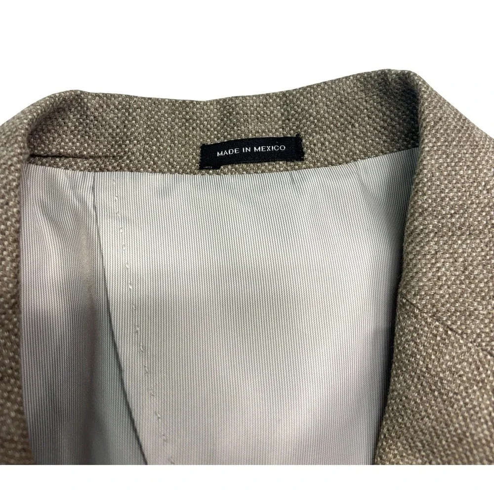Joseph Abboud excellent shape